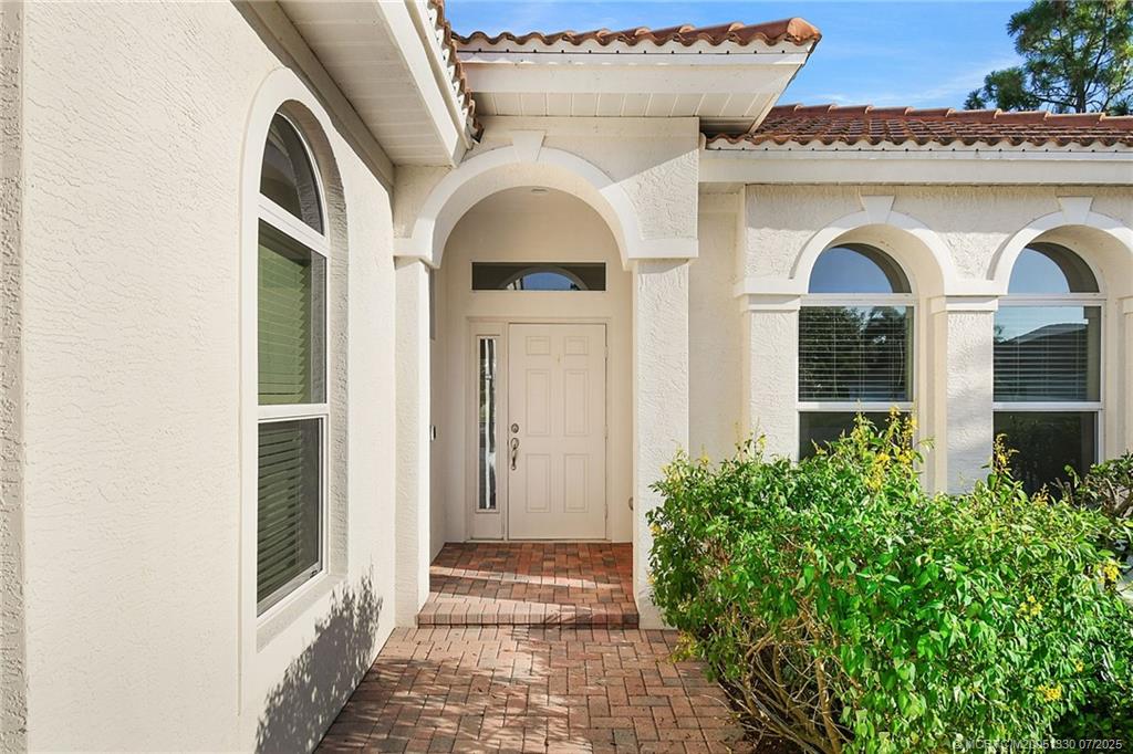 1147 NW Mossy Oak Way