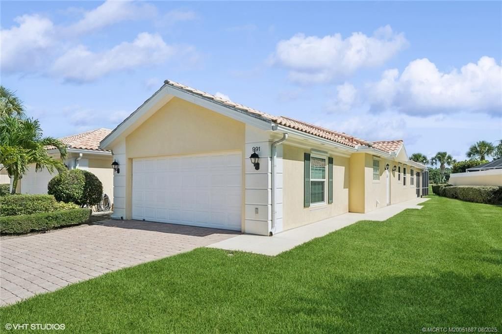 Photo of 991 SW Balmoral Trace, Stuart, FL 34997 (MLS # M20051687)