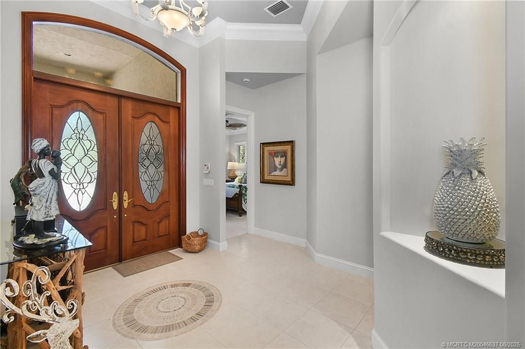 Photo of 1572 SE Cypress Glen Way, Stuart, FL 34997 (MLS # M20046637)