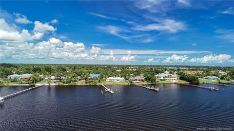Photo of 1530 NE Dixie Highway, Jensen Beach, FL 34957 (MLS # M20052066)