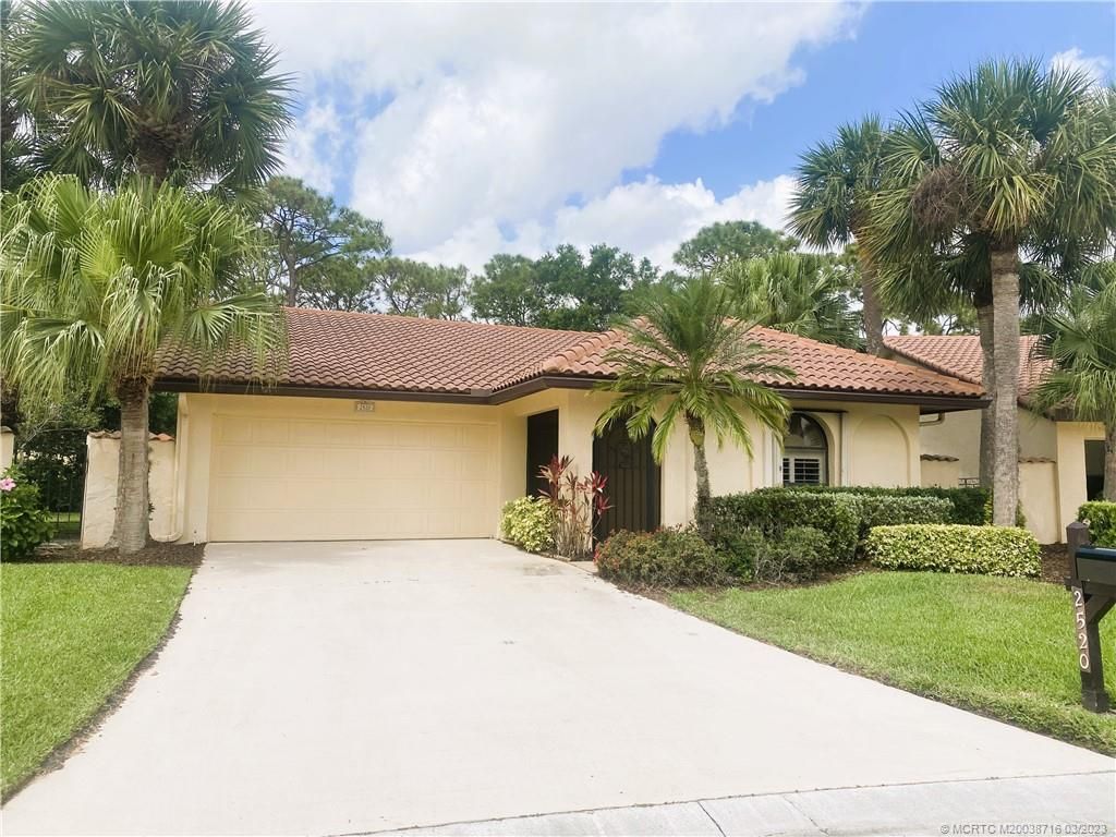 Photo of 2520 SW Bobalink Court, Palm City, FL 34990 (MLS # M20038716)