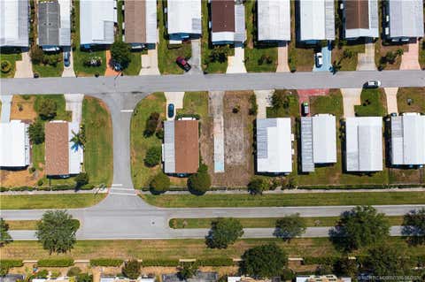 Photo of 7456 SE Independence Avenue, Hobe Sound, FL 33455 (MLS # M20050355)