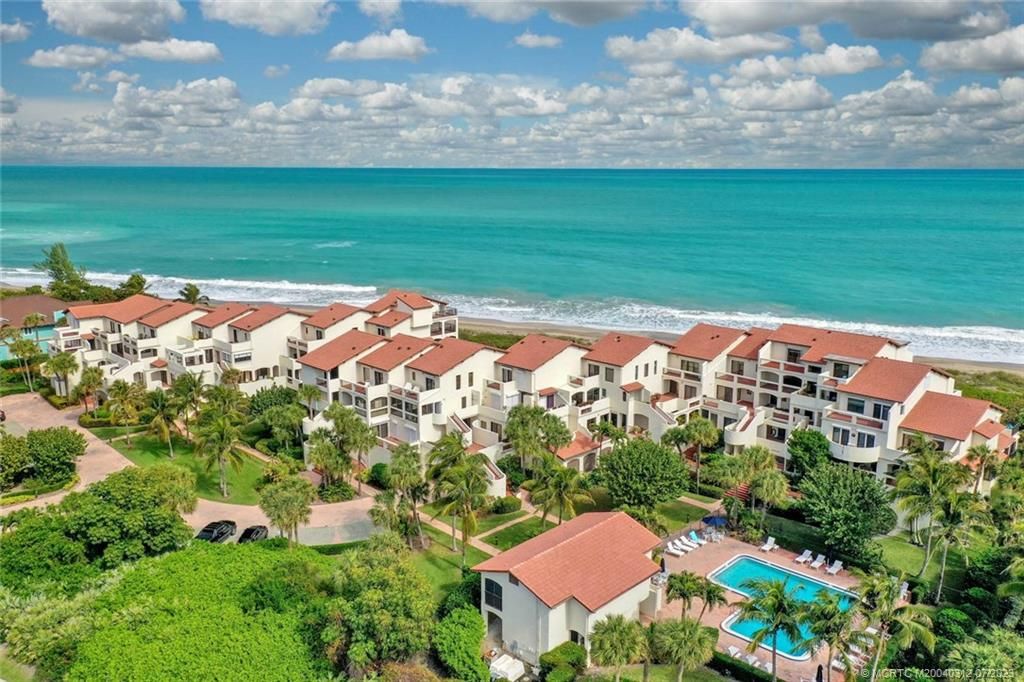 Photo of 4651 NE Ocean Boulevard #B-14, Jensen Beach, FL 34957 (MLS # M20040312)