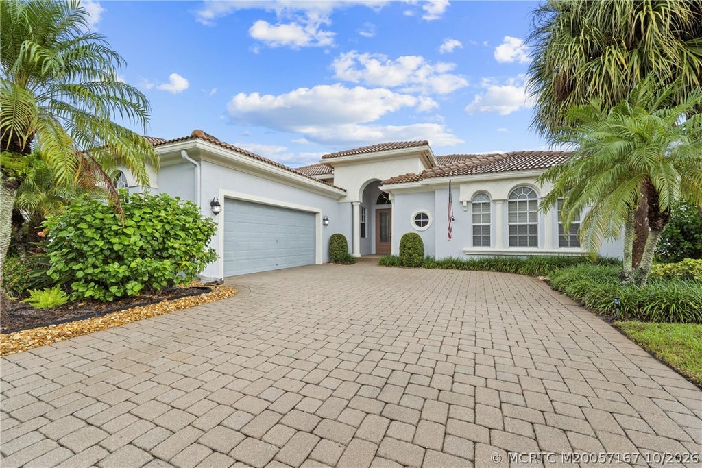 Photo of 2483 SW Bridgeview Terrace, Palm City, FL 34990 (MLS # M20057167)