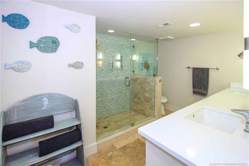 Stuart, Florida 34996, United States, 2 Bedrooms Bedrooms, ,2 BathroomsBathrooms,Residential,Pending,51442