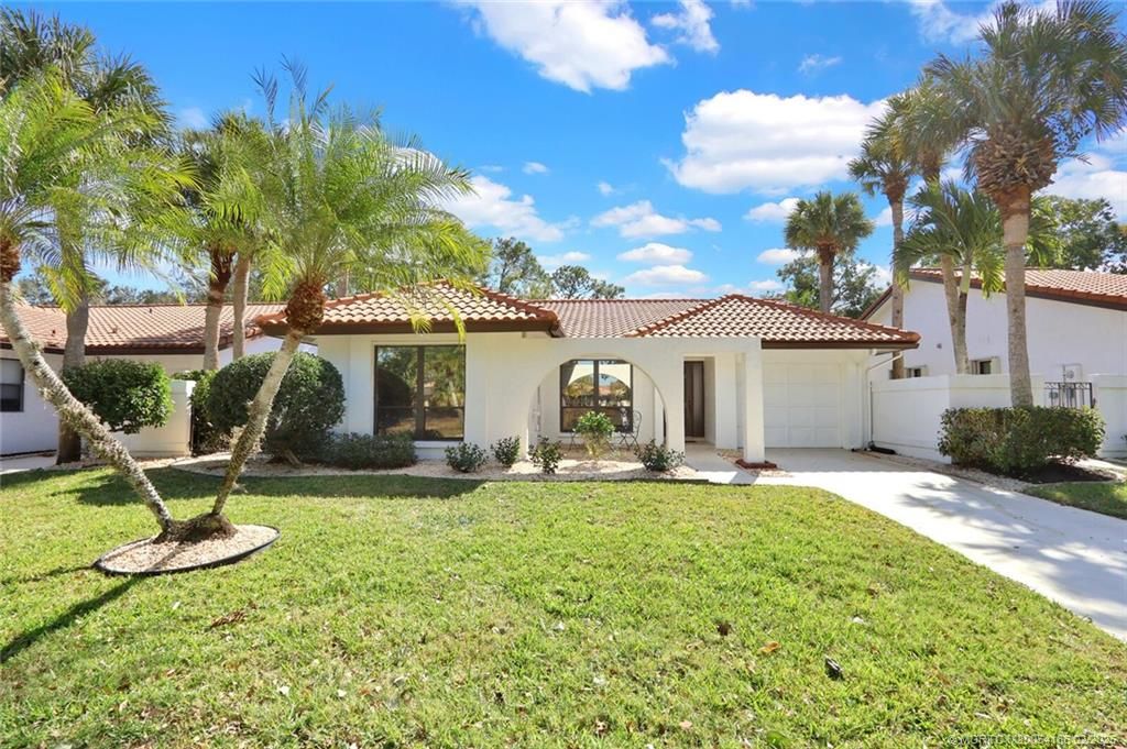 Photo of 4004 SW Osprey Creek Way, Palm City, FL 34990 (MLS # M20054186)