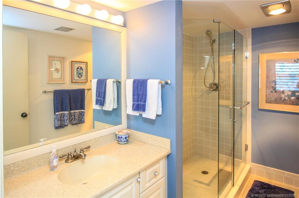 Stuart, Florida 34996, United States, 2 Bedrooms Bedrooms, ,2 BathroomsBathrooms,Residential,Active,20235