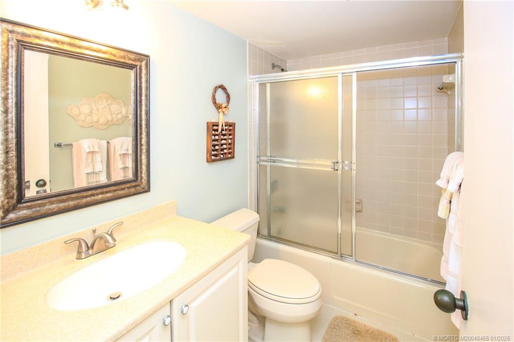 Stuart, Florida 34996, United States, 2 Bedrooms Bedrooms, ,2 BathroomsBathrooms,Residential,Active,20235