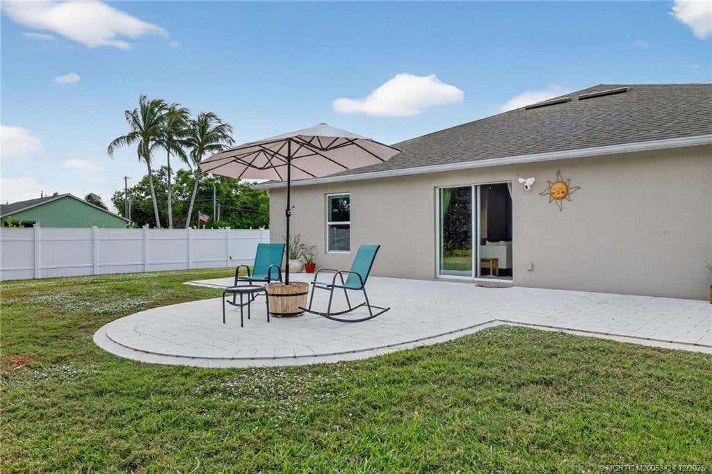 Photo of 3002 SE East Blackwell Drive, Port Saint Lucie, FL 34952 (MLS # M20053424)