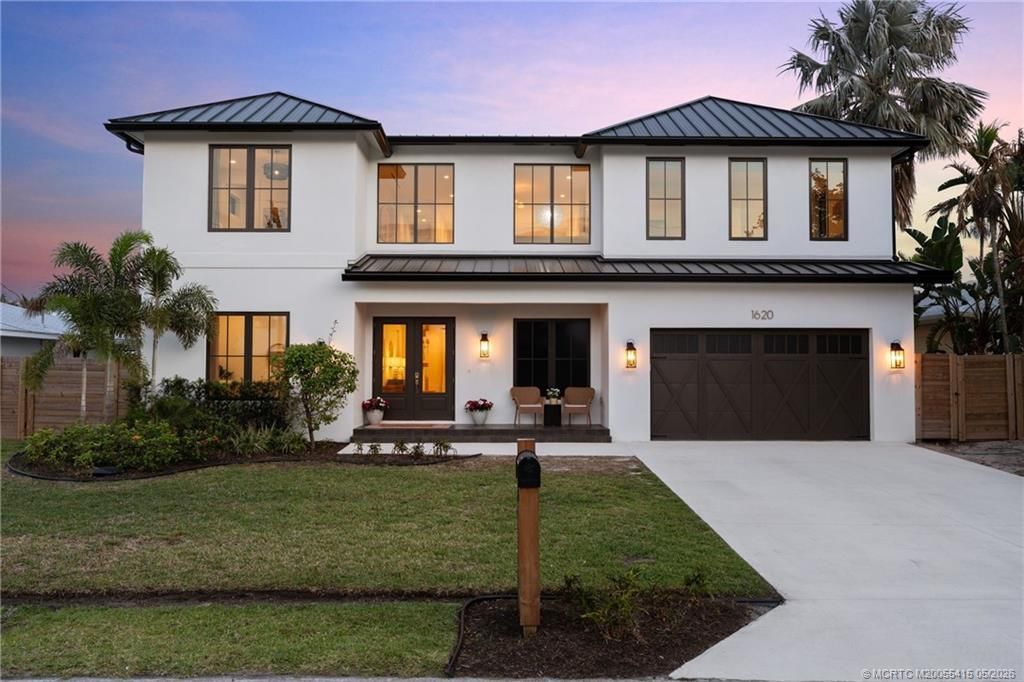 Photo of 1620 SW Albatross Way, Palm City, FL 34990 (MLS # M20055415)