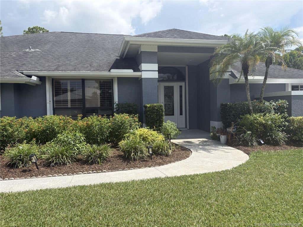 Photo of 672 SE Pin Oak Terrace, Stuart, FL 34997 (MLS # M20056430)