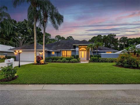 Photo of 672 SE Pin Oak Terrace, Stuart, FL 34997 (MLS # M20056430)