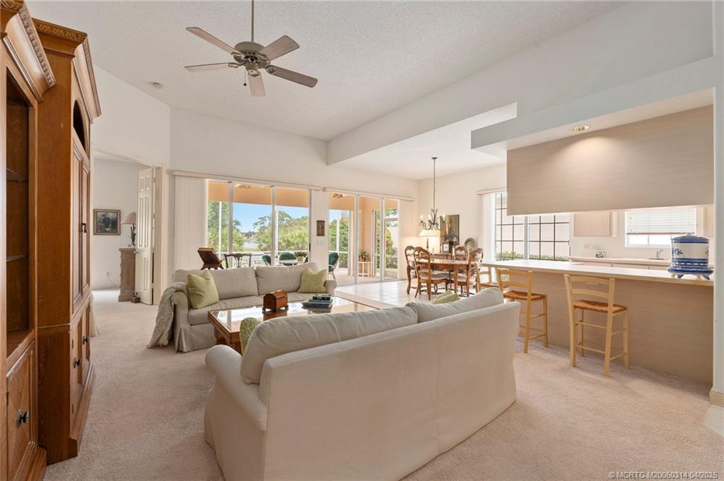 Hobe Sound, Florida 33455, United States, 3 Bedrooms Bedrooms, ,2 BathroomsBathrooms,Residential,Active,116849