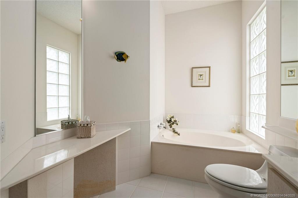 Hobe Sound, Florida 33455, United States, 3 Bedrooms Bedrooms, ,2 BathroomsBathrooms,Residential,Active,116849