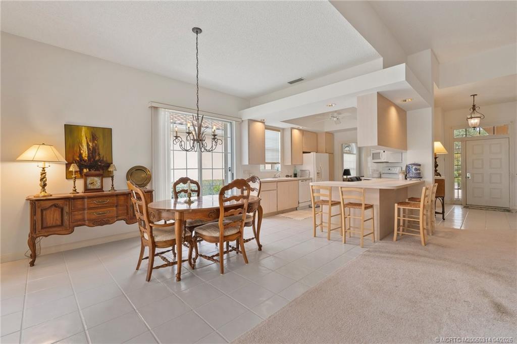 Hobe Sound, Florida 33455, United States, 3 Bedrooms Bedrooms, ,2 BathroomsBathrooms,Residential,Active,116849