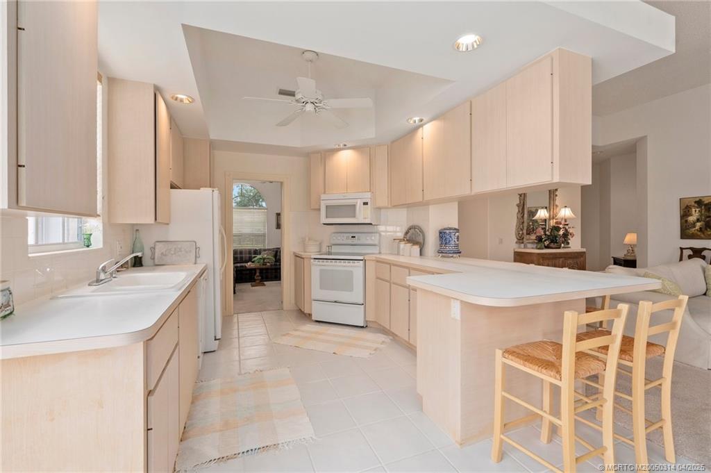 Hobe Sound, Florida 33455, United States, 3 Bedrooms Bedrooms, ,2 BathroomsBathrooms,Residential,Active,116849