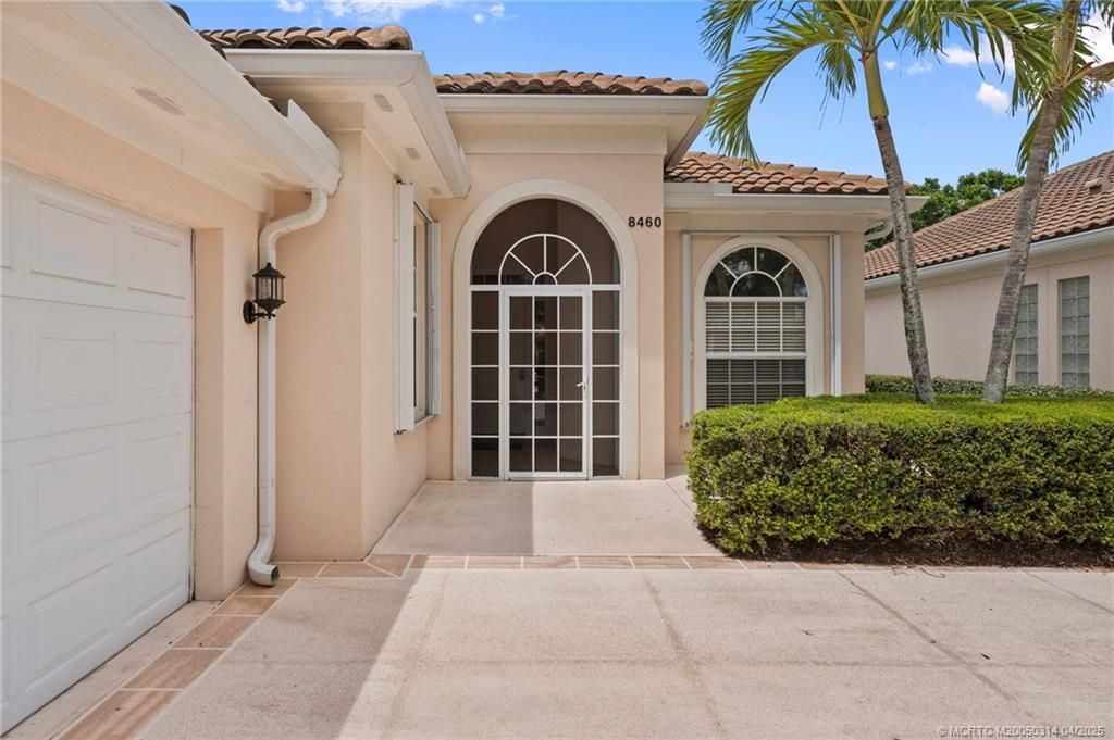 Photo of 8460 SE Palm Hammock Lane, Hobe Sound, FL 33455 (MLS # M20050314)