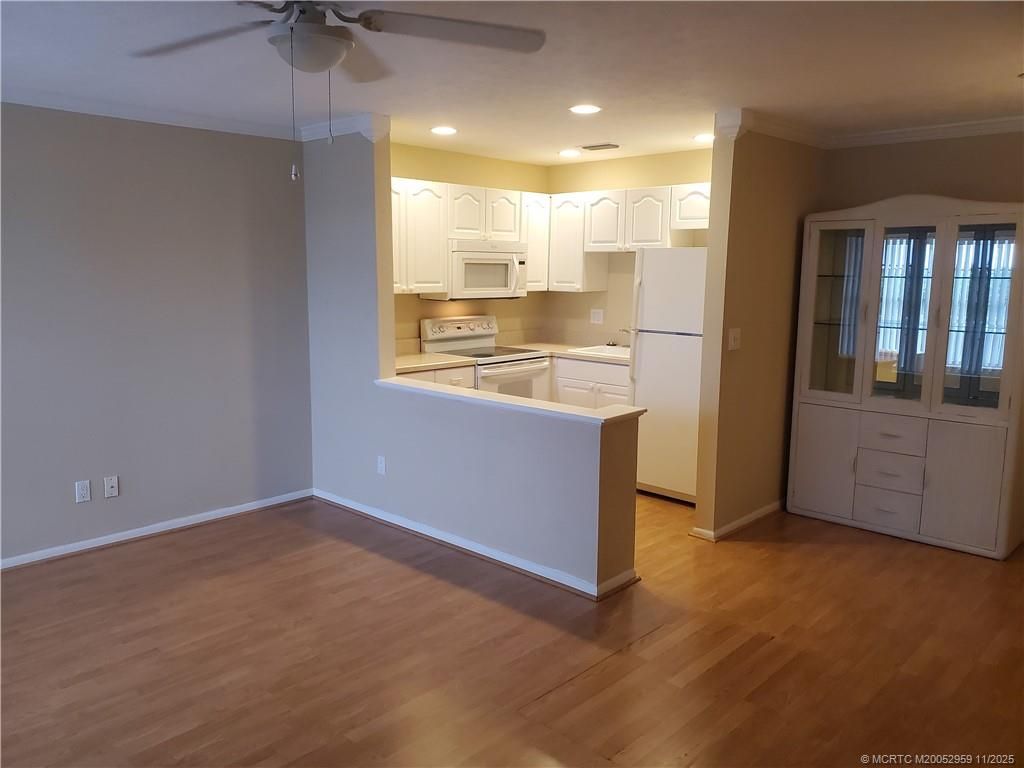 Photo of 2929 SE Ocean Boulevard #128-7, Stuart, FL 34996 (MLS # M20052959)