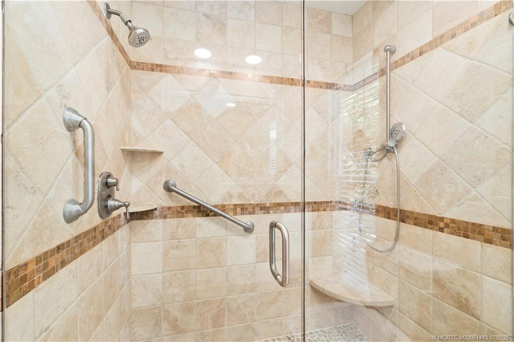 Sewalls Point, Florida 34996, United States, 3 Bedrooms Bedrooms, ,2 BathroomsBathrooms,Residential,Active,172707