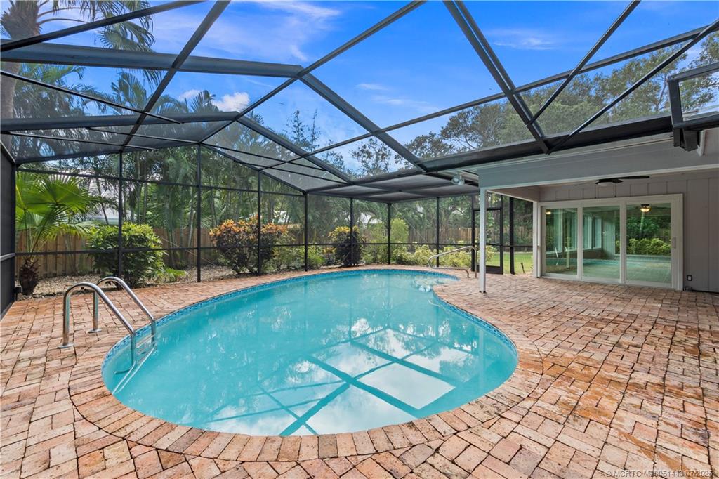 Sewalls Point, Florida 34996, United States, 3 Bedrooms Bedrooms, ,2 BathroomsBathrooms,Residential,Active,172707