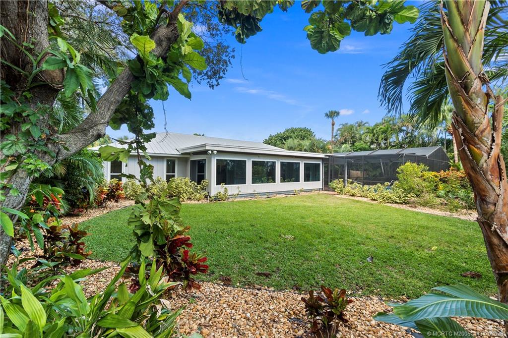 Sewalls Point, Florida 34996, United States, 3 Bedrooms Bedrooms, ,2 BathroomsBathrooms,Residential,Active,172707