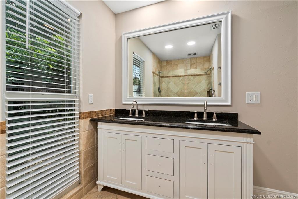 Sewalls Point, Florida 34996, United States, 3 Bedrooms Bedrooms, ,2 BathroomsBathrooms,Residential,Active,172707