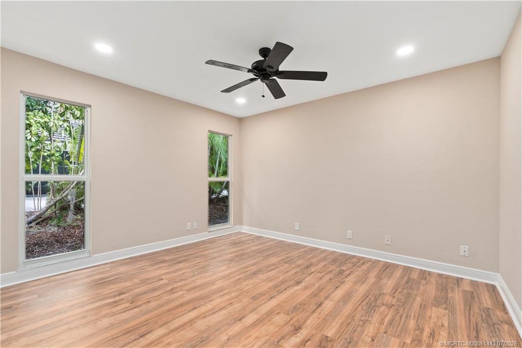 Sewalls Point, Florida 34996, United States, 3 Bedrooms Bedrooms, ,2 BathroomsBathrooms,Residential,Active,172707