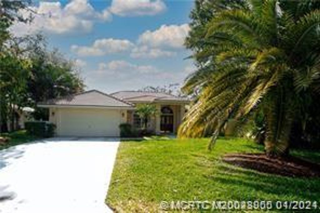 Photo of 5176 SW Landing Creek Drive, Palm City, FL 34990 (MLS # M20043005)