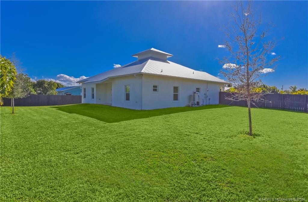 Photo of 6225 SE Highland Avenue, Stuart, FL 34997 (MLS # M20054169)