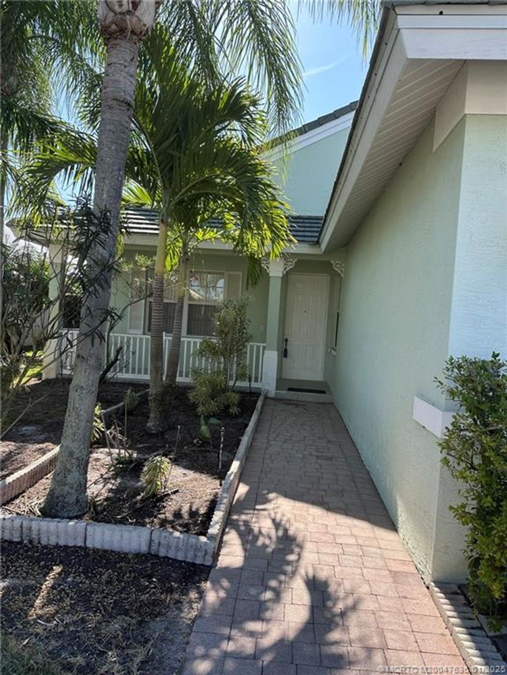 Photo of 185 NW Willow Grove Avenue, Port Saint Lucie, FL 34986 (MLS # M20047636)