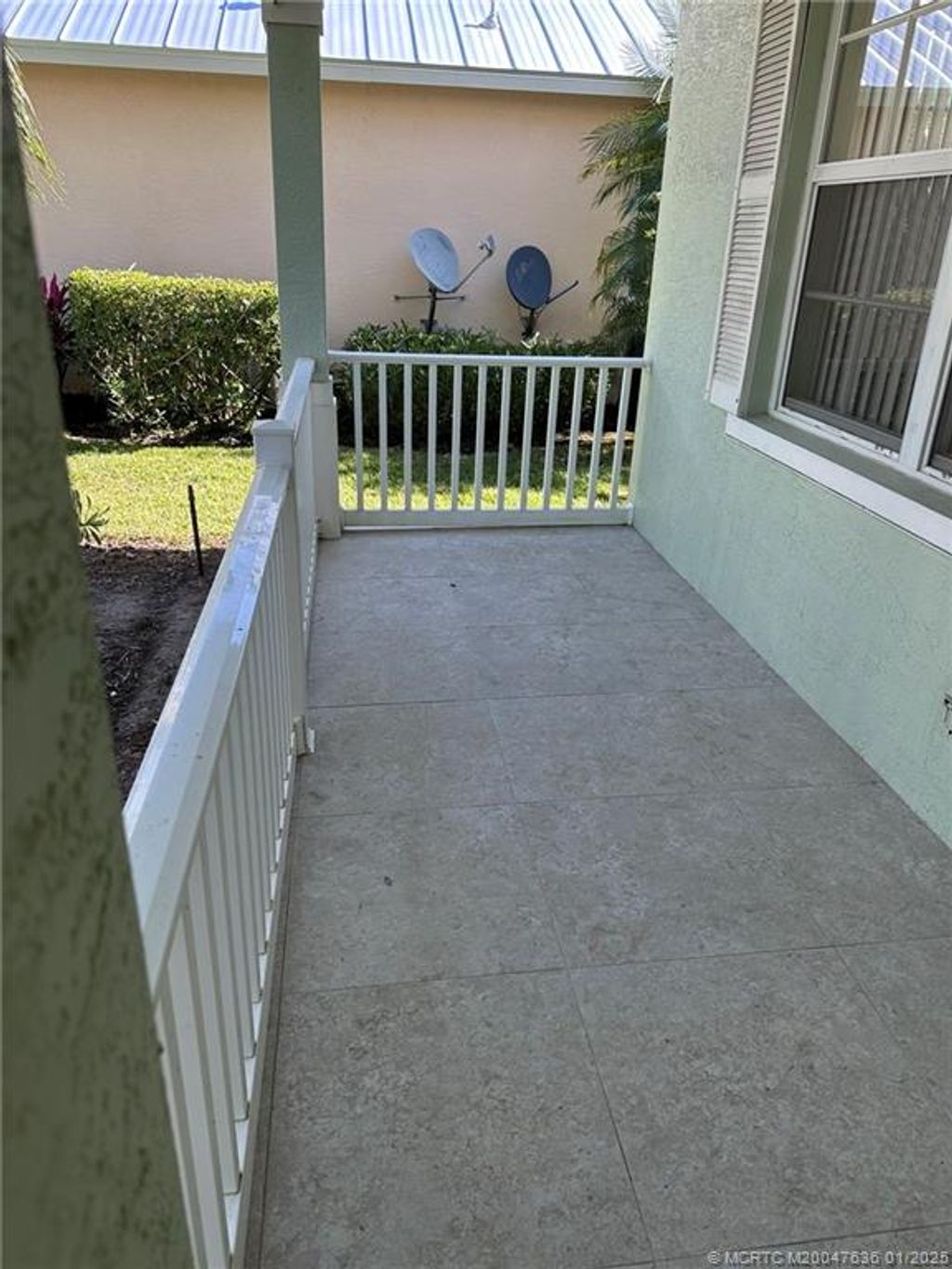 Photo of 185 NW Willow Grove Avenue, Port Saint Lucie, FL 34986 (MLS # M20047636)