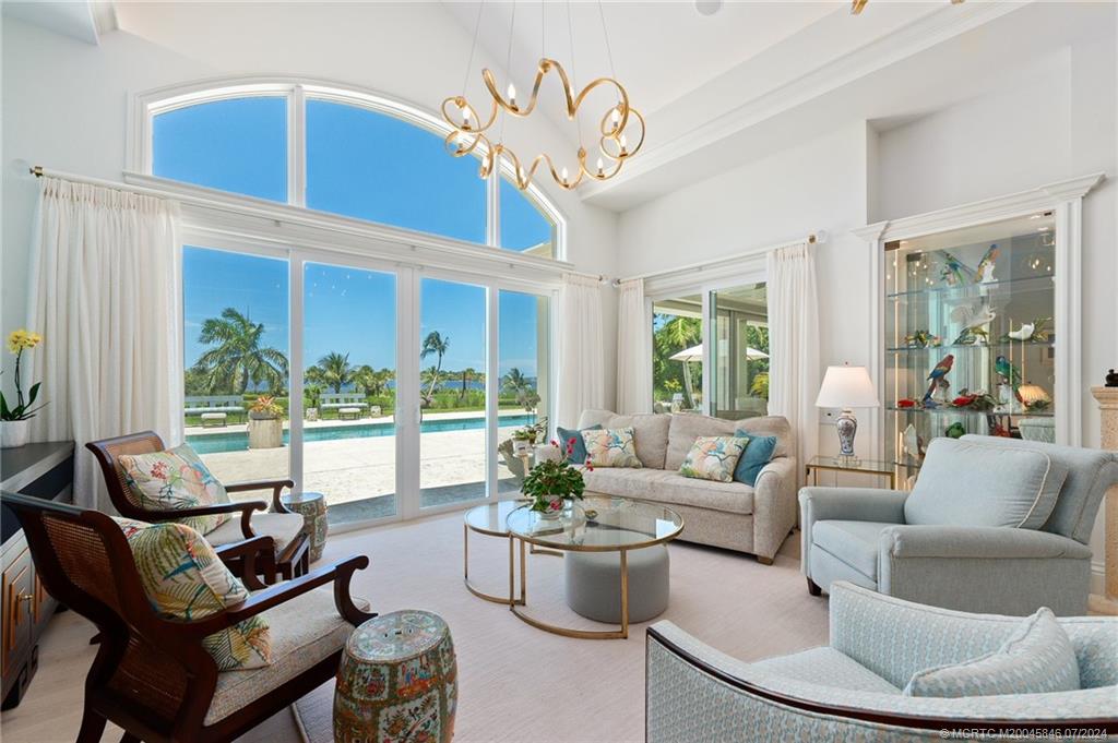 Stuart, Florida 34997, United States, 3 Bedrooms Bedrooms, ,5 BathroomsBathrooms,Residential,Pending,51861