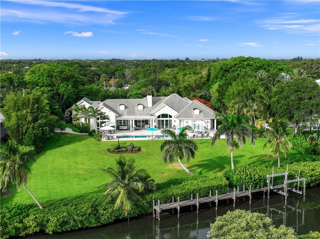 Stuart, Florida 34997, United States, 3 Bedrooms Bedrooms, ,5 BathroomsBathrooms,Residential,Pending,51861