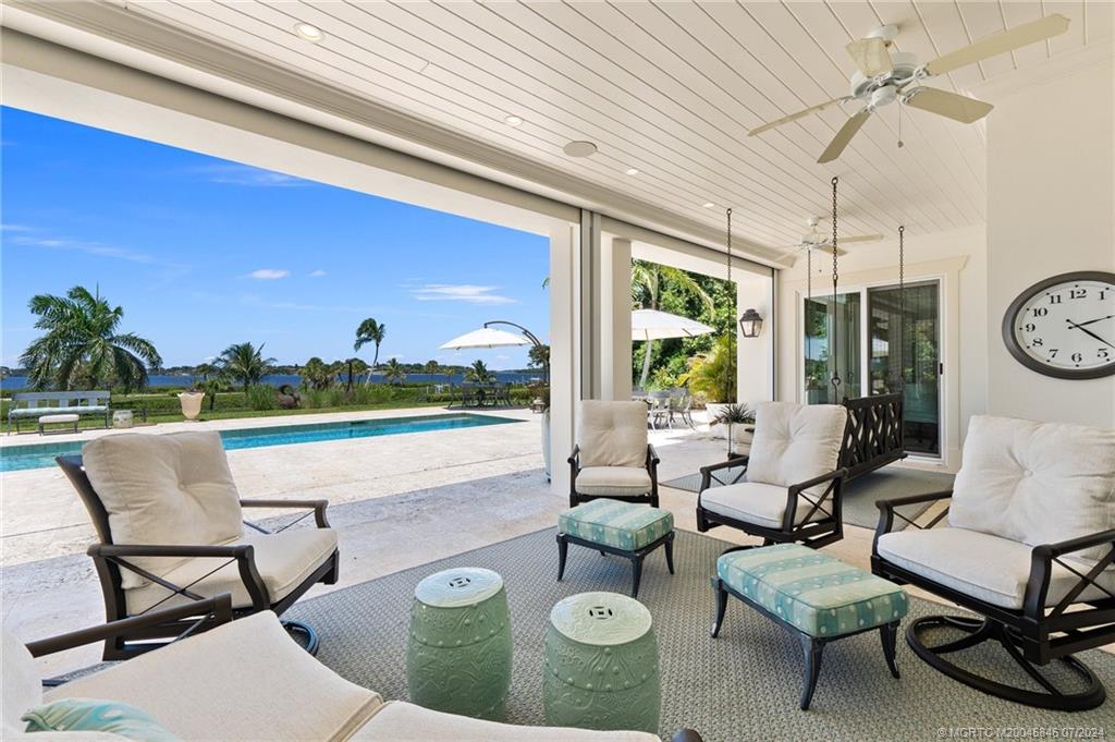 Stuart, Florida 34997, United States, 3 Bedrooms Bedrooms, ,5 BathroomsBathrooms,Residential,Pending,51861