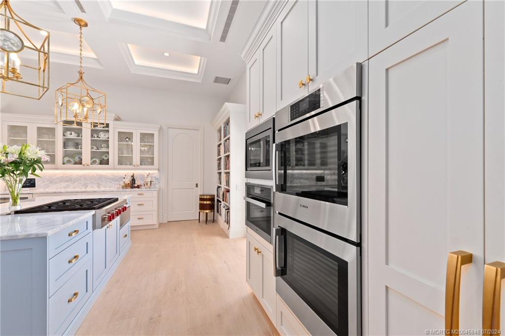 Stuart, Florida 34997, United States, 3 Bedrooms Bedrooms, ,5 BathroomsBathrooms,Residential,Pending,51861