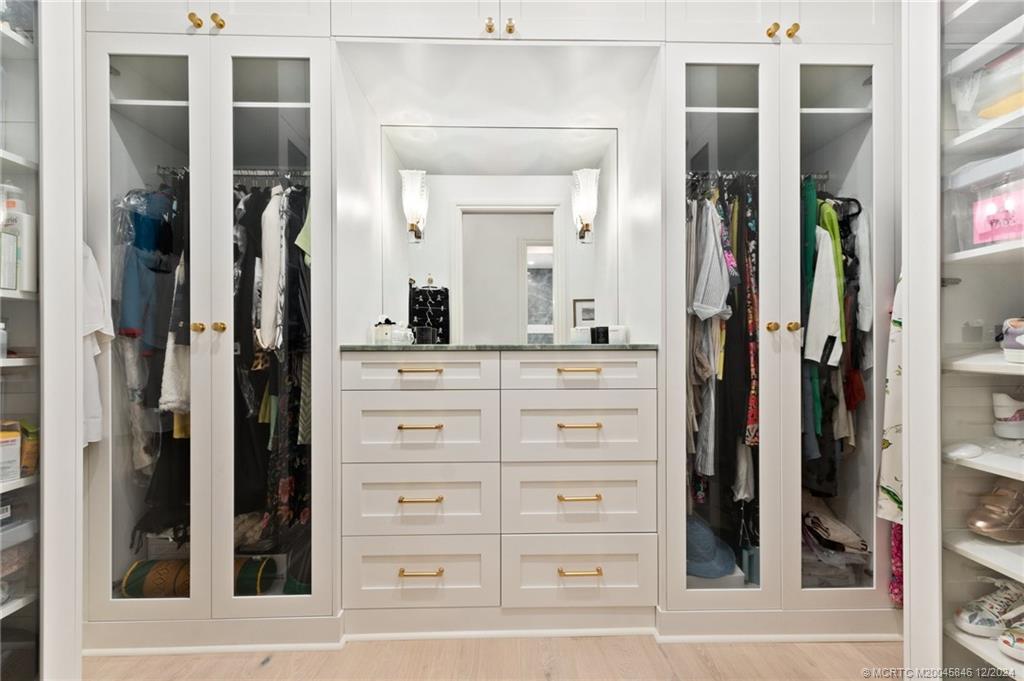 Stuart, Florida 34997, United States, 3 Bedrooms Bedrooms, ,5 BathroomsBathrooms,Residential,Pending,51861