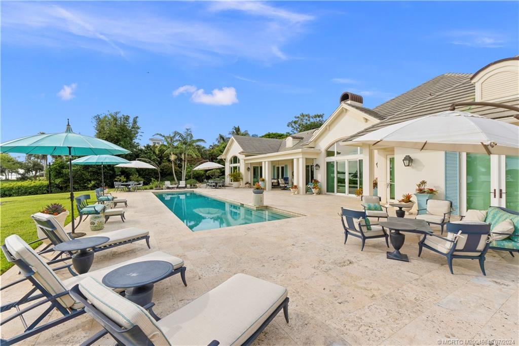 Stuart, Florida 34997, United States, 3 Bedrooms Bedrooms, ,5 BathroomsBathrooms,Residential,Pending,51861