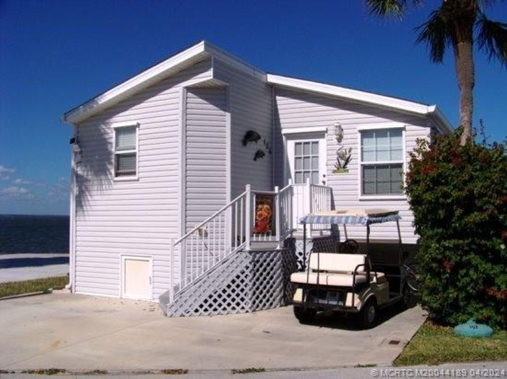 Photo of 156 Nettles Boulevard, Jensen Beach, FL 34957 (MLS # M20044189)