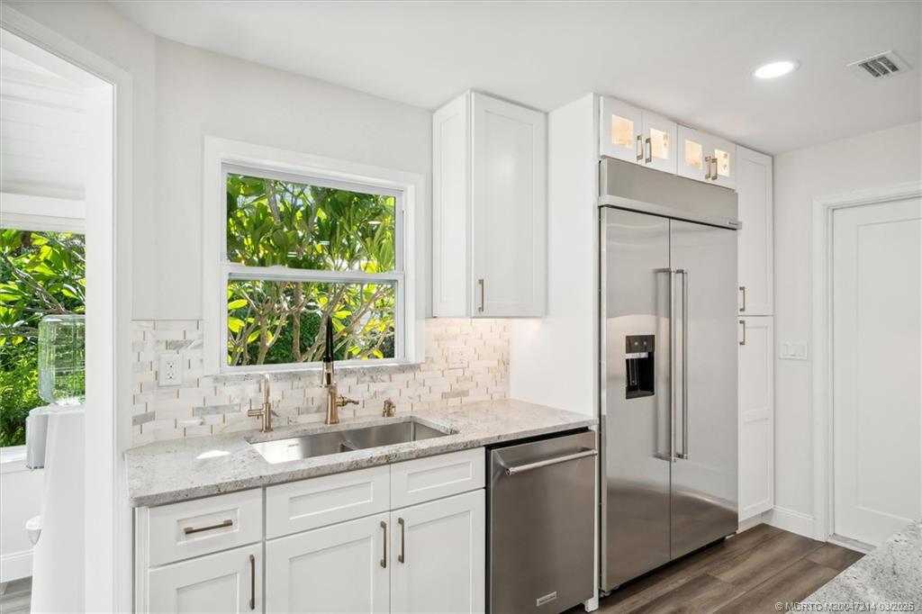 Stuart, Florida 34996, United States, 4 Bedrooms Bedrooms, ,3 BathroomsBathrooms,Residential,Active,36762