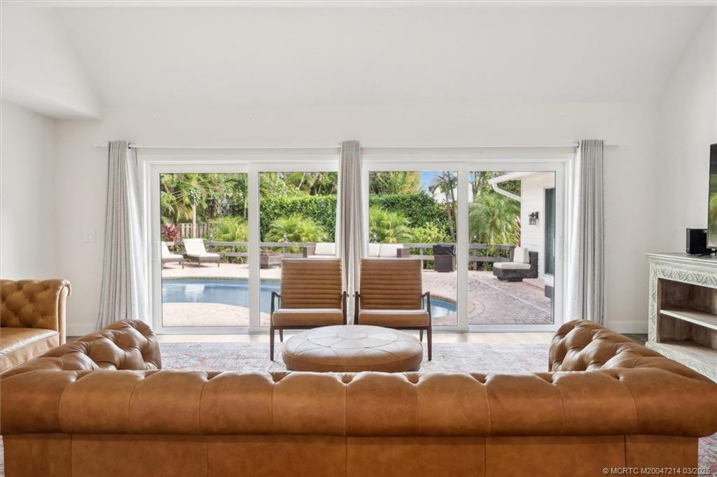 Stuart, Florida 34996, United States, 4 Bedrooms Bedrooms, ,3 BathroomsBathrooms,Residential,Active,36762