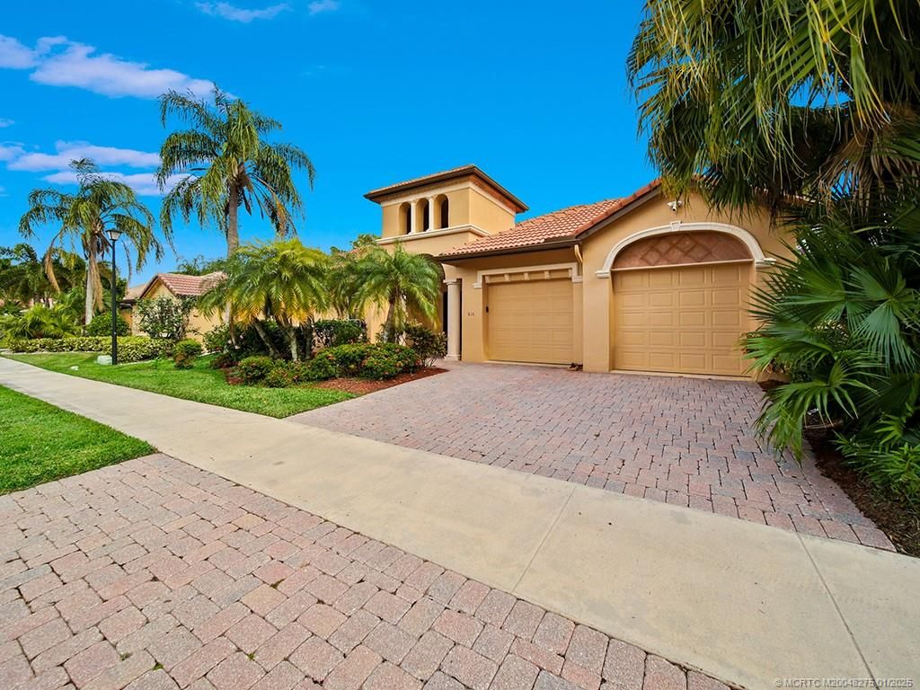 Photo of 816 SW Grand Reserves Boulevard, Port Saint Lucie, FL 34986 (MLS # M20048275)