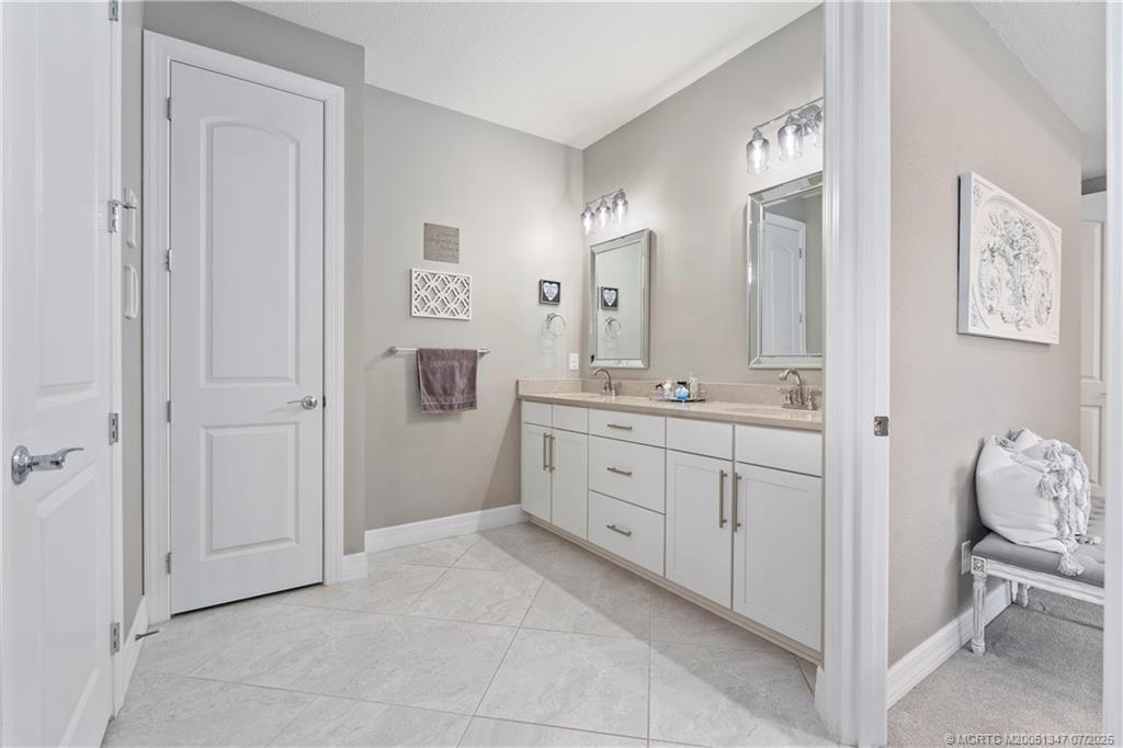 Port St Lucie, Florida 34984, United States, 3 Bedrooms Bedrooms, ,2 BathroomsBathrooms,Residential,Active,168738