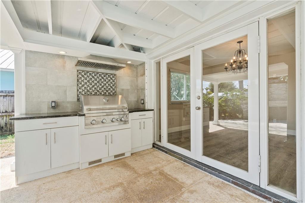 Stuart, Florida 34997, United States, 3 Bedrooms Bedrooms, ,3 BathroomsBathrooms,Residential,Active,140829