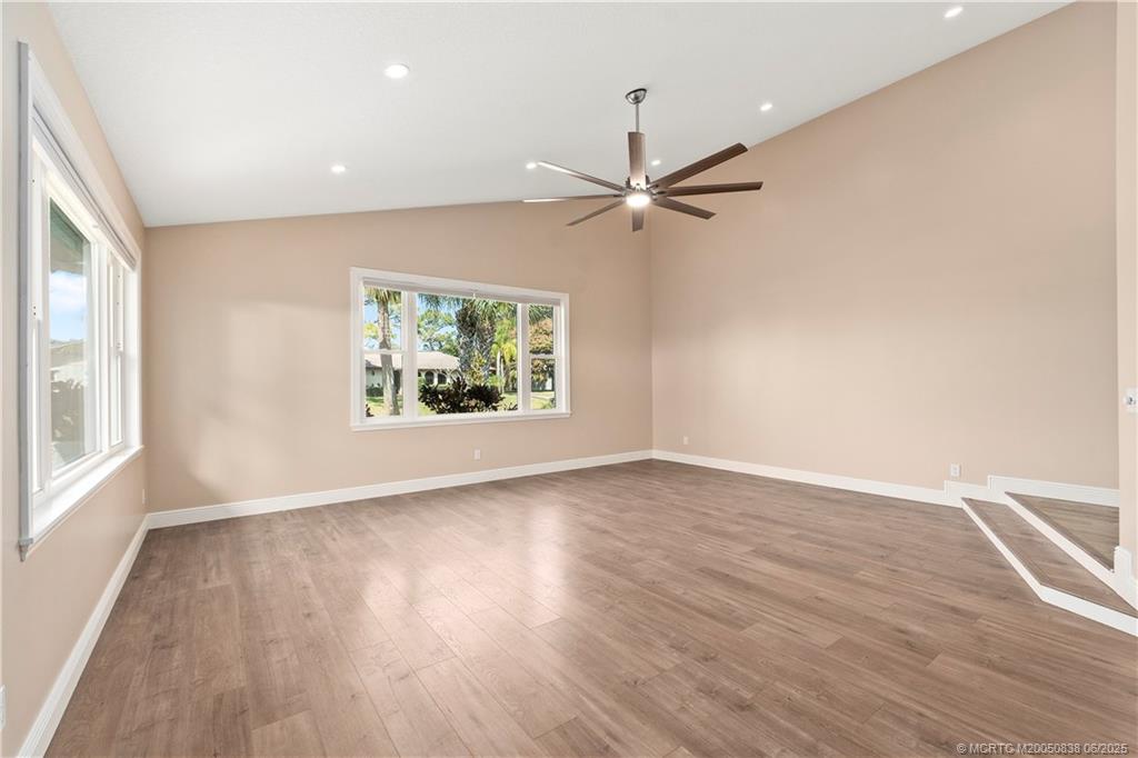 Stuart, Florida 34997, United States, 3 Bedrooms Bedrooms, ,3 BathroomsBathrooms,Residential,Active,140829