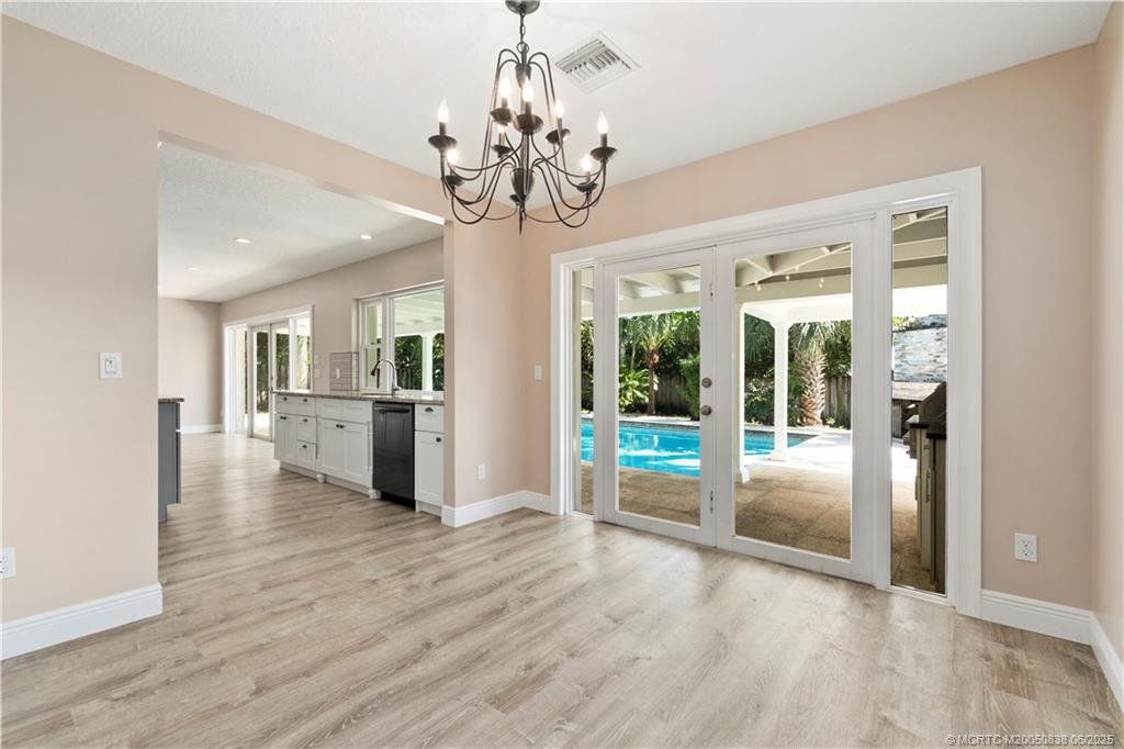 Stuart, Florida 34997, United States, 3 Bedrooms Bedrooms, ,3 BathroomsBathrooms,Residential,Active,140829