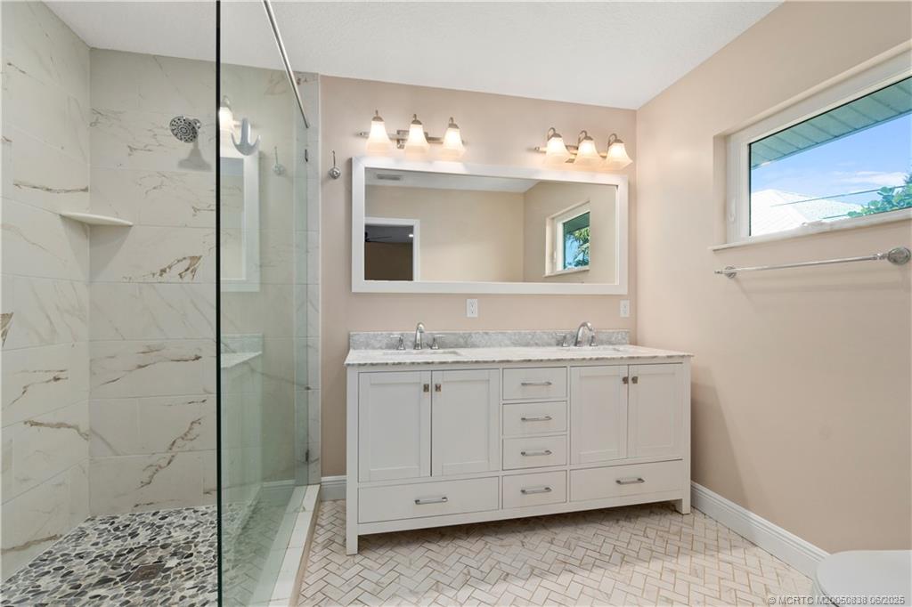 Stuart, Florida 34997, United States, 3 Bedrooms Bedrooms, ,3 BathroomsBathrooms,Residential,Active,140829