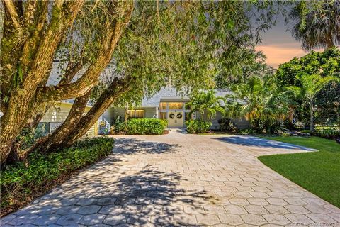 8 Kingston Court Stuart FL 34996