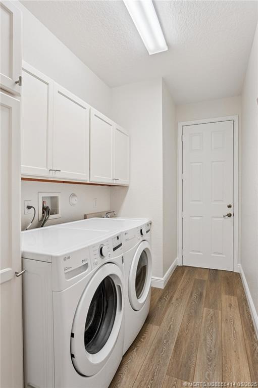 Stuart, Florida 34997, United States, 4 Bedrooms Bedrooms, ,3 BathroomsBathrooms,Residential,Active,121311