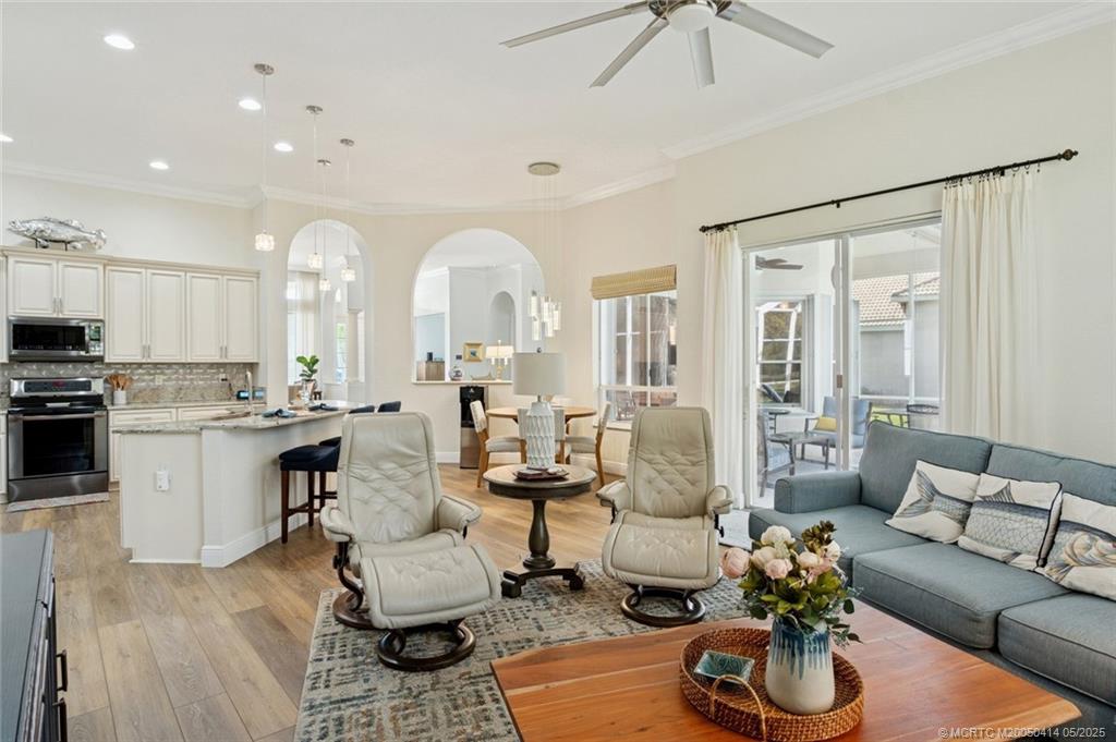 Stuart, Florida 34997, United States, 4 Bedrooms Bedrooms, ,3 BathroomsBathrooms,Residential,Active,121311