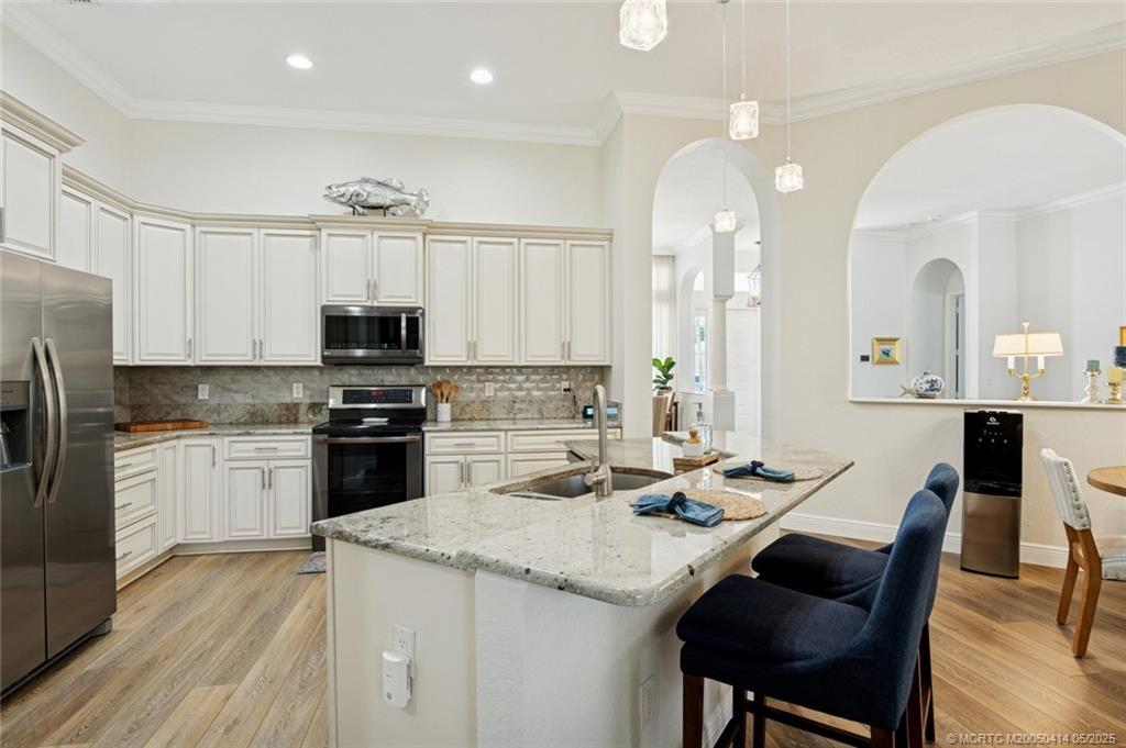 Stuart, Florida 34997, United States, 4 Bedrooms Bedrooms, ,3 BathroomsBathrooms,Residential,Active,121311